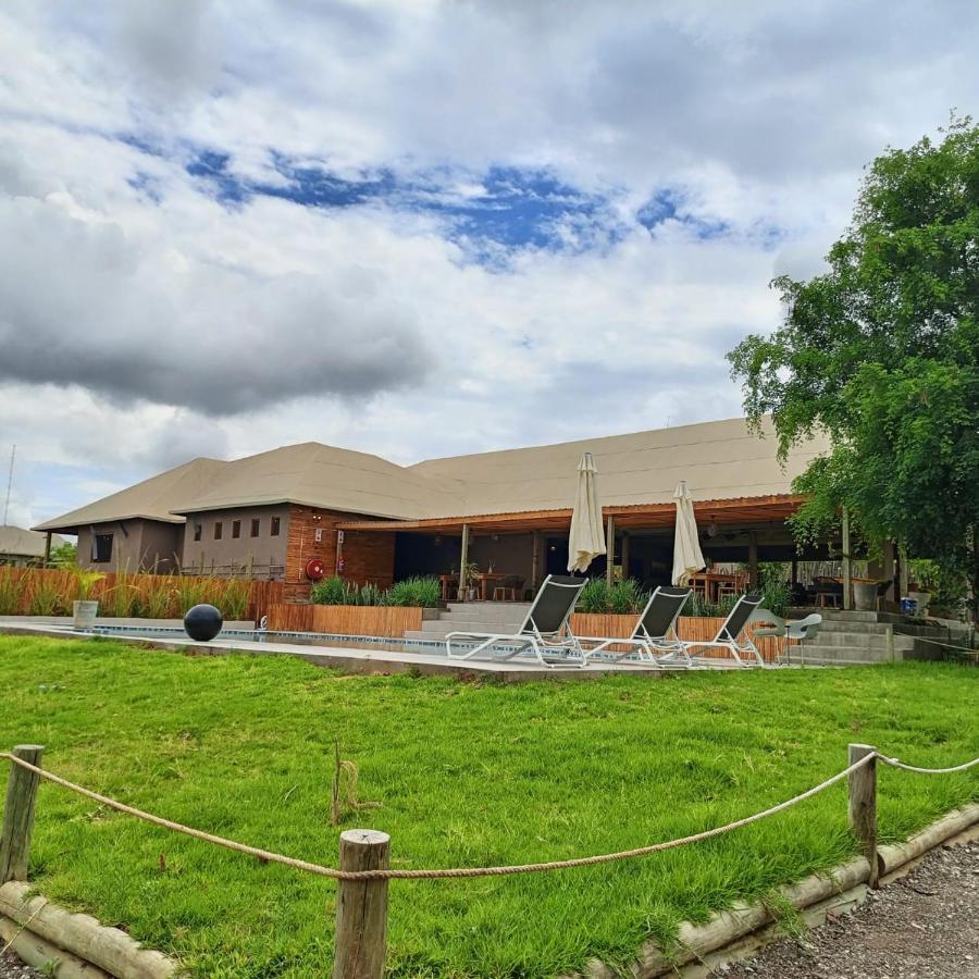 Xhabe Safari Lodge Chobe Muchenje Luaran gambar
