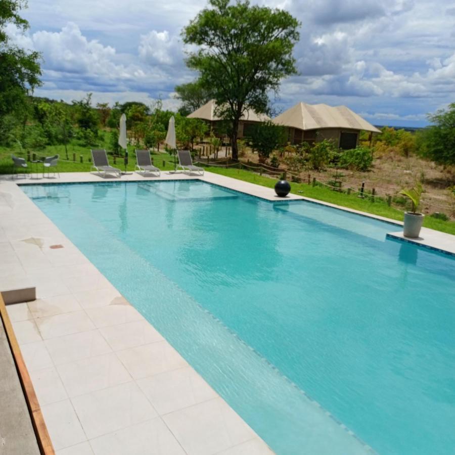 Xhabe Safari Lodge Chobe Muchenje Luaran gambar