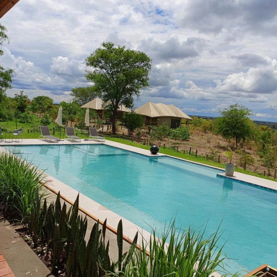 Xhabe Safari Lodge Chobe Muchenje Luaran gambar
