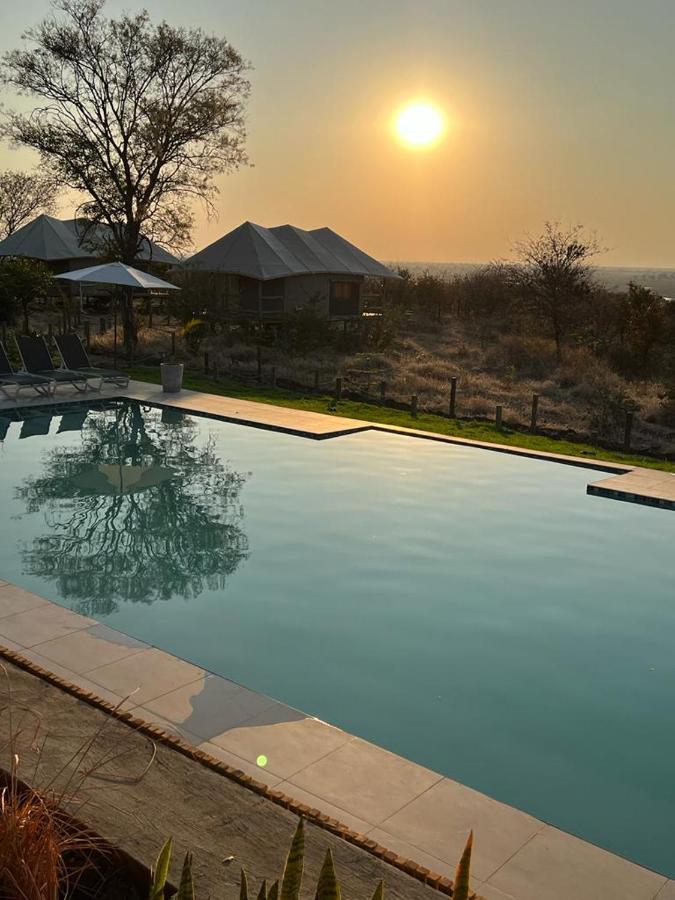 Xhabe Safari Lodge Chobe Muchenje Luaran gambar