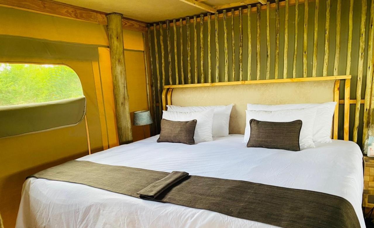 Xhabe Safari Lodge Chobe Muchenje Luaran gambar