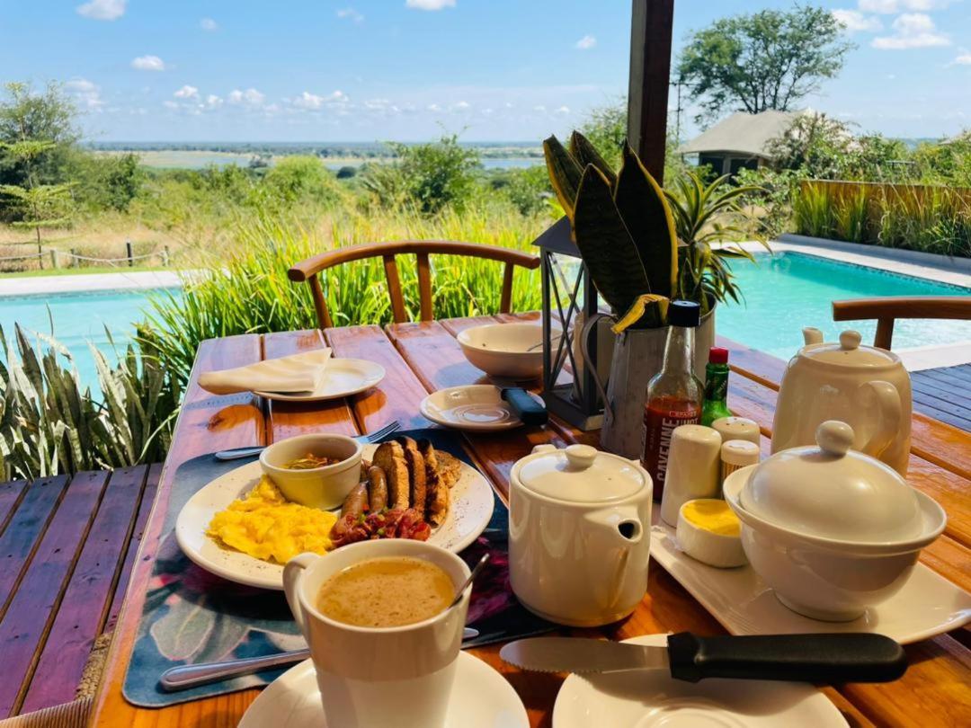 Xhabe Safari Lodge Chobe Muchenje Luaran gambar